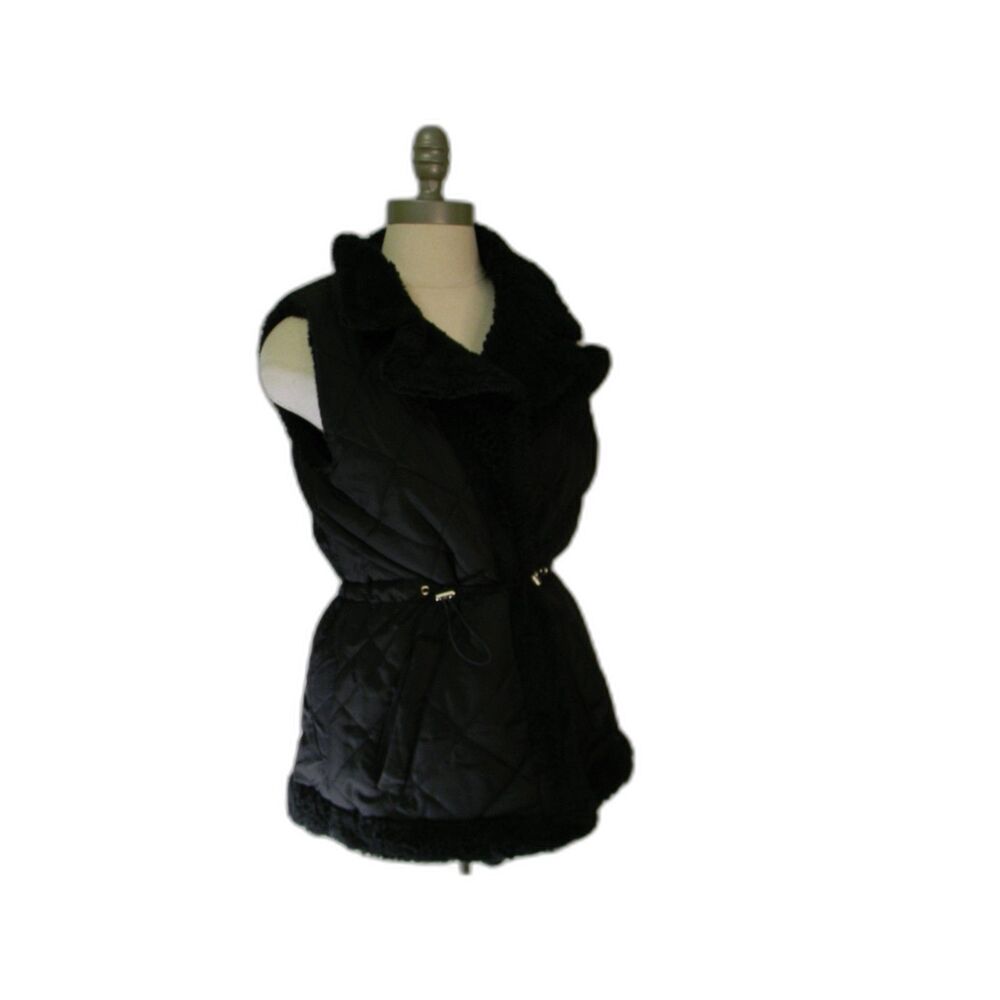 Weekend Routine Reversible Vest Faux Fur Black Chevron Size M pockets NWT
